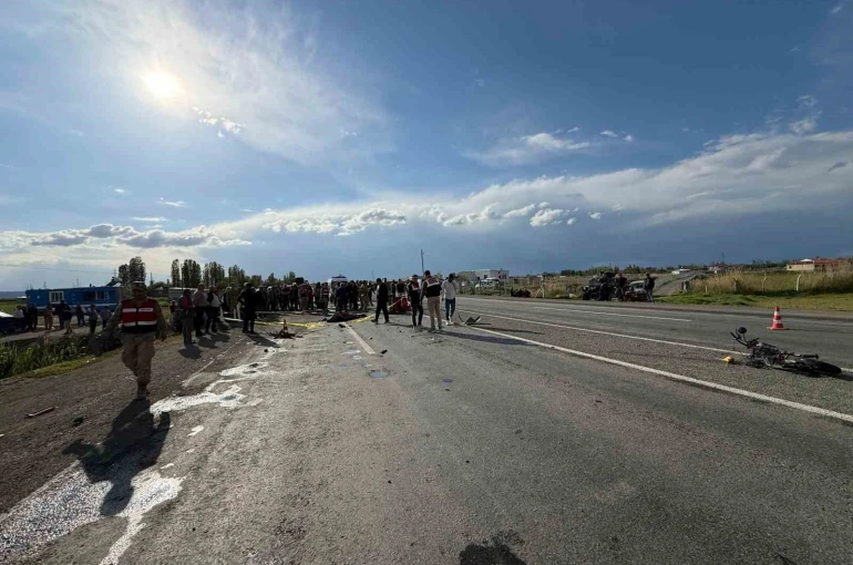 Iğdır’da otomobilin çarptığı motosiklet sürücüsü hayatını kaybetti