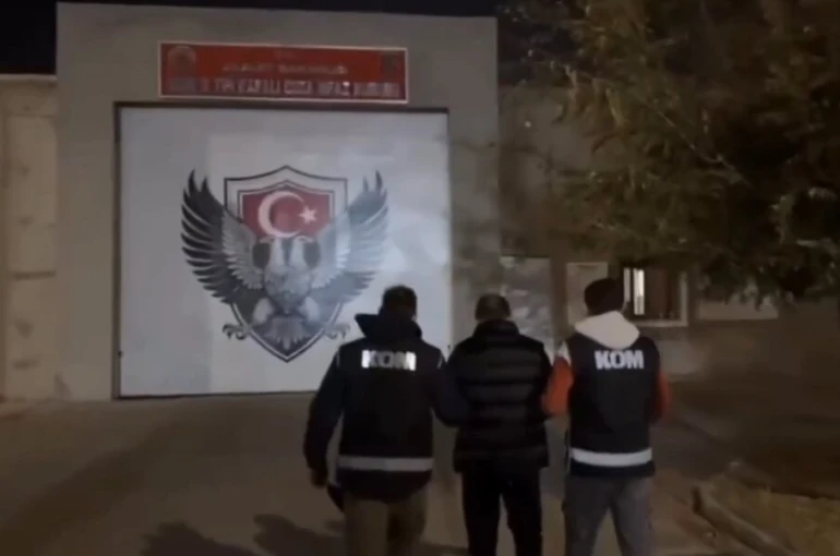 Iğdır’daki adliyede "rüşvet" soruşturmasında 1 avukat tutuklandı, 1 avuta ev hapsi