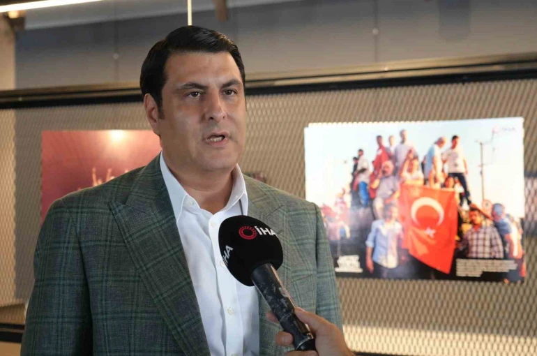 İHA’nın 15 Temmuz sergisini gezen Başkan Yılmaz: "O gün İHA da en az Türk milleti gibi cesurca hareket etti"