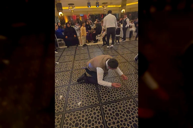 İhtiyar delikanlılar pistte gençlere taş çıkardı