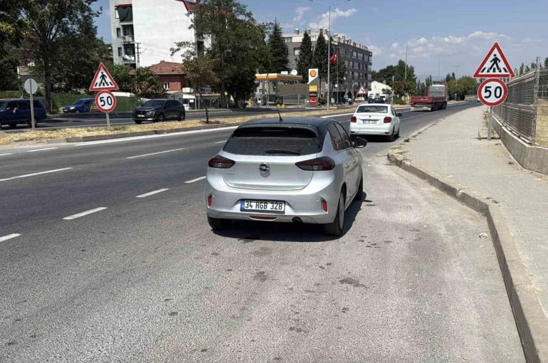 İki aracın çarpıştığı kaza sonrası polise zorluk çıkaran şahsa işlem yapıldı
