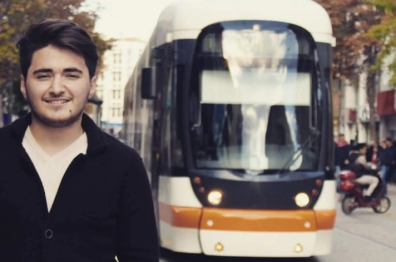 İki ay önce evlenen genç hafız trafik kazasında hayatını kaybetti