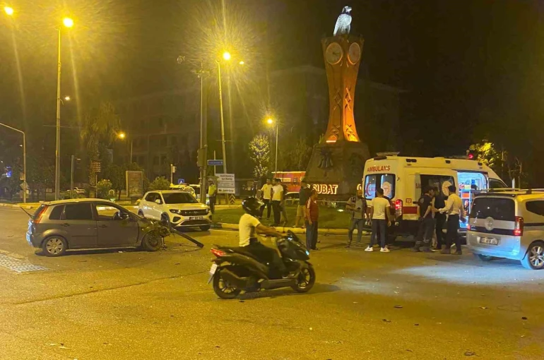 İki otomobil çarpıştı: 1 yaralı