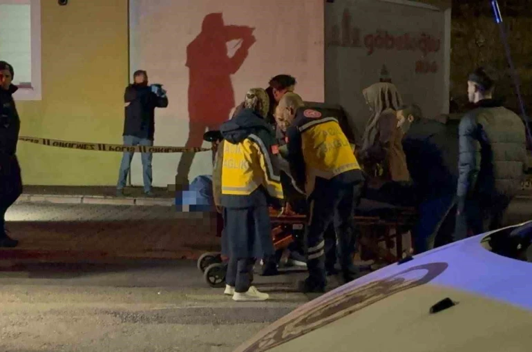 İkinci kattan düşen yaşlı kadın hayatını kaybetti