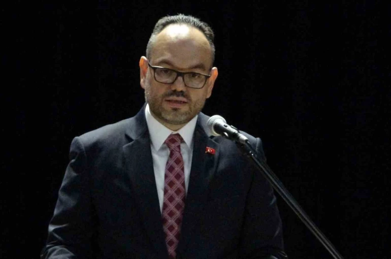 İletişim Başkan Yardımcısı Şahin: "Toplumların sağlıklı kararlar alabilmesi ve doğru yönlendirilebilmesi için güvenilir bilginin zamanında ve eksiksiz biçimde aktarılması elzemdir"