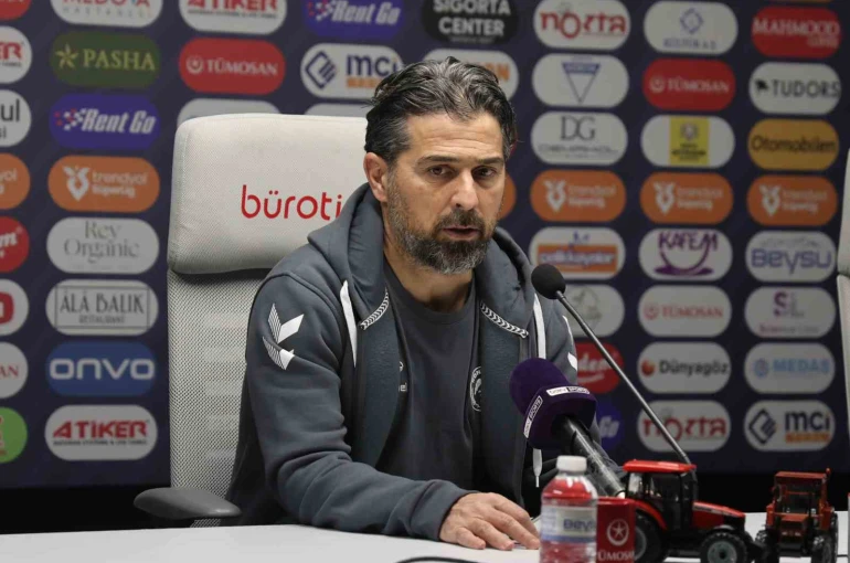 İlhan Palut: "Adil’in pozisyonunun VAR’dan çağrılması tarihi VAR skandallarından biri"