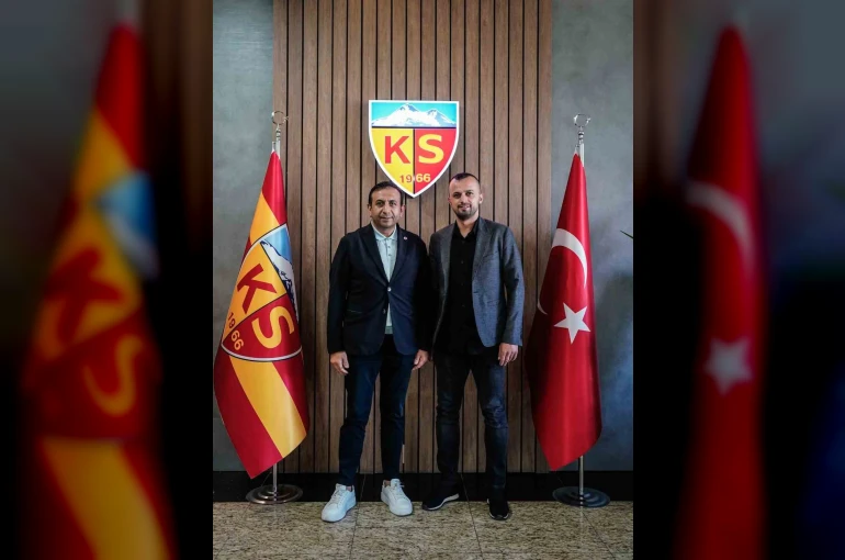 İlhan Parlak, Kayserispor’da genel koordinatörlük görevine getirildi
