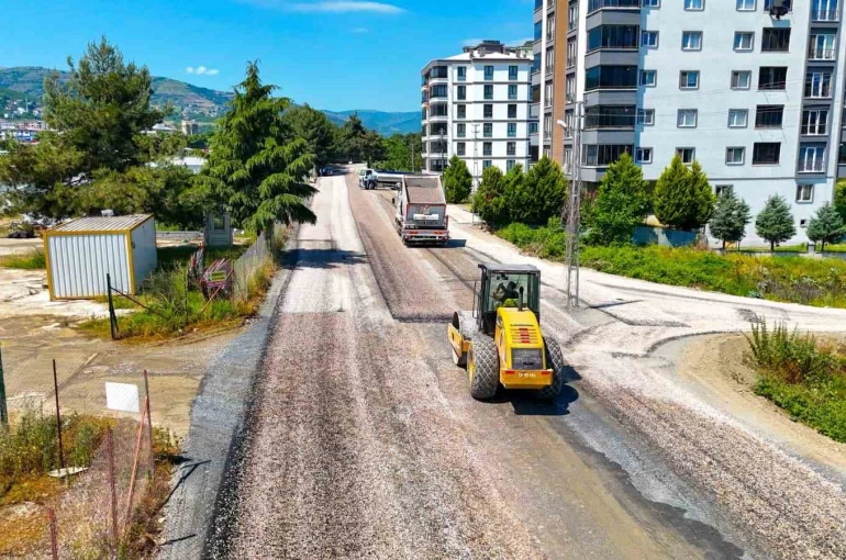 İlkadım’da yollar yenileniyor