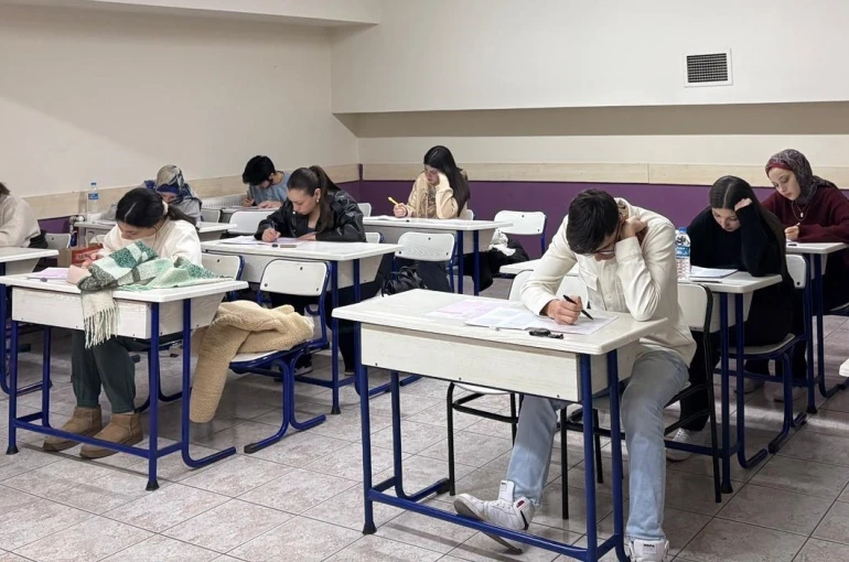 İLKEM’den YKS ve LGS’ye hazırlık kampı