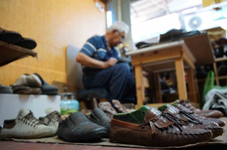 İlkokulu bitirdiği gün başladığı meslekte 69 yılı devirdi