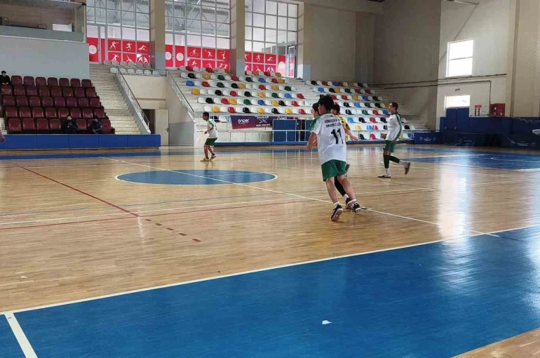 İmam hatip spor oyunları heyecanla sürüyor