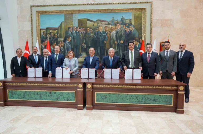 İmzalar Kur’an Kursu için atıldı 