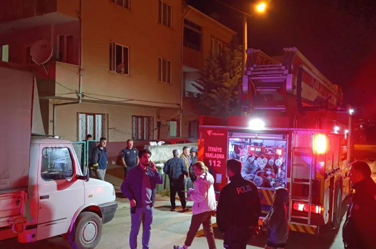 İnegöl’de korku dolu anlar: Eski eşinin evini molotofkokteyli attı