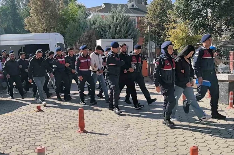 İnegöl’deki silahlı çatışma olayında 2 tutuklama