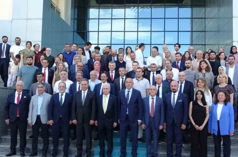 İnönü Üniversitesi, karaciğer naklinde 25. yılı geride kaldı