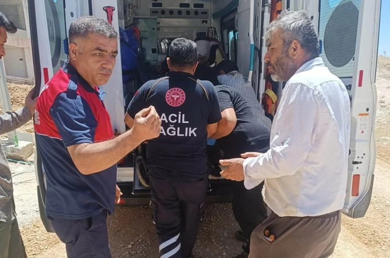 İnşaattan düşen işçi yaralandı