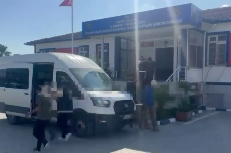 İnsan kaçakçısı 4 organizatör tutuklandı