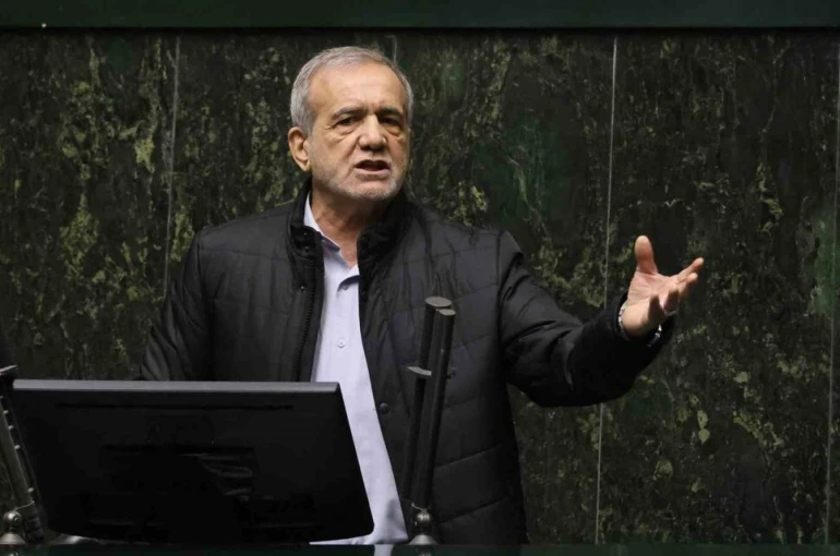İran Cumhurbaşkanı Pezeşkiyan’dan BM’nin "yaptırım" kararına tepki: "Asla teslim olmayacağız" 