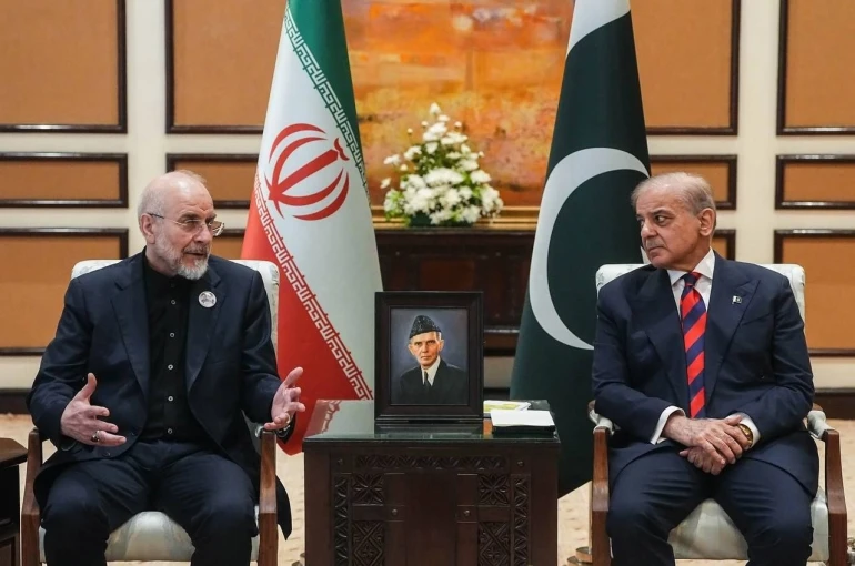 İran heyeti, Pakistan Başbakanı Şerif ile görüştü
