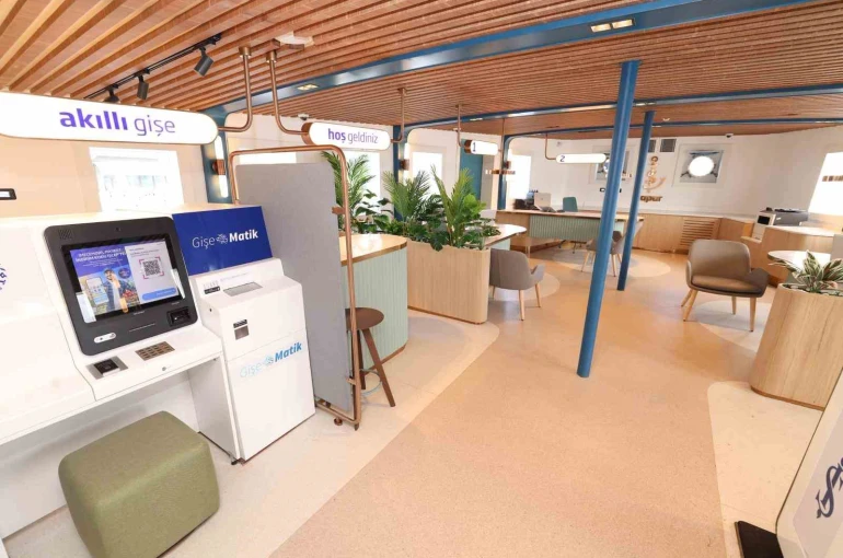 İş Bankası’ndan yüzen şube: İş Vapur hizmete açıldı