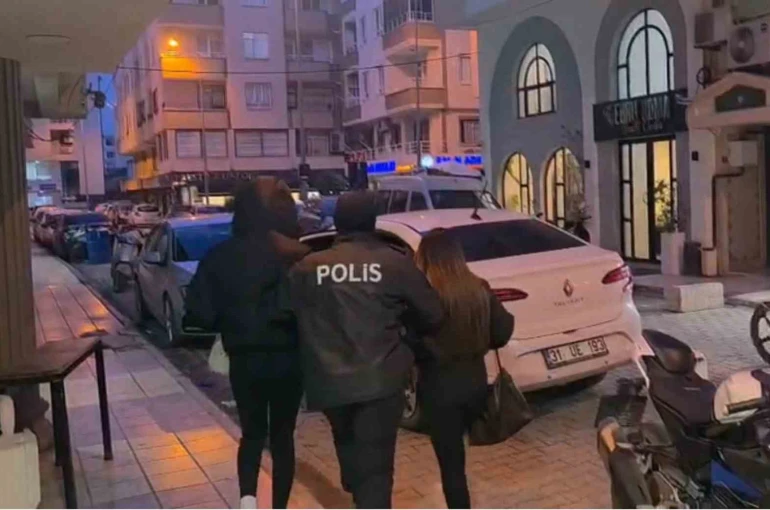 İskenderun’da fuhuş operasyonu: 4 gözaltı