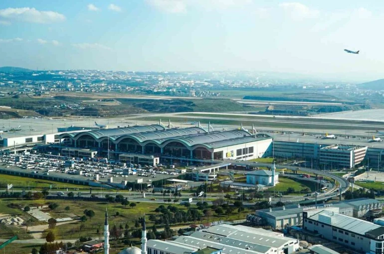 İstanbul Sabiha Gökçen Havalimanı yaz sezonunu rekorlarla kapattı