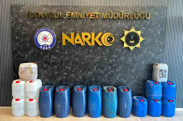 İstanbul’da 519 kilo sıvı metamfetamin ele geçirildi 