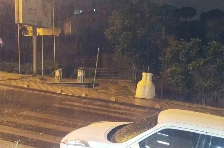 İstanbul’da beklenen yağış başladı
