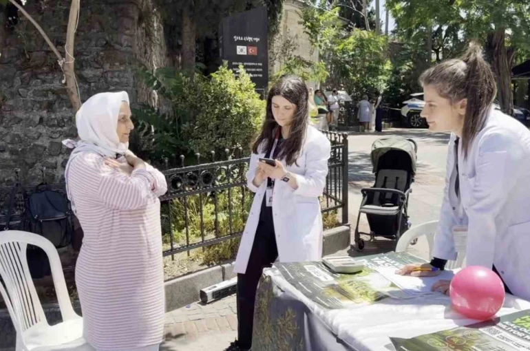 İstanbul’da ‘Hareket Yaşını Öğren, Sağlıklı Yaşa’ standı kuruldu