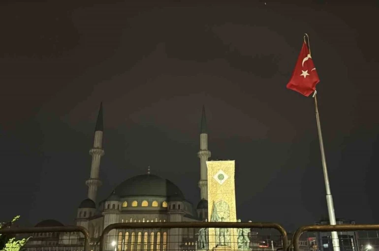 İstanbul’da sağanak yağış gece boyu etkili oldu