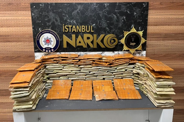 İstanbul’da uyuşturucu operasyonu: 92 kilo eroin ele geçirildi