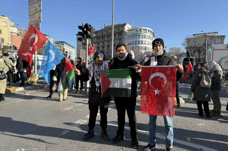 İstanbul’daki Filistin yürüyüşüne yaklaşık 520 bin kişi katıldı