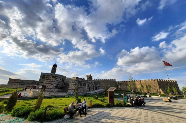 İşte Erzurum’da en çok kullanılan üç soy isim; Yılmaz, Kaya ve Polat 