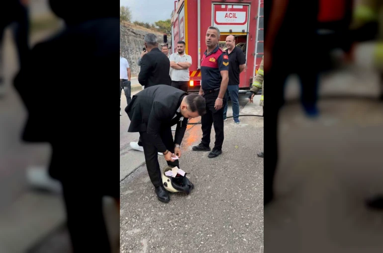 İtfaiye personelinin düğün konvoyuna mesai arkadaşlarından sürpriz