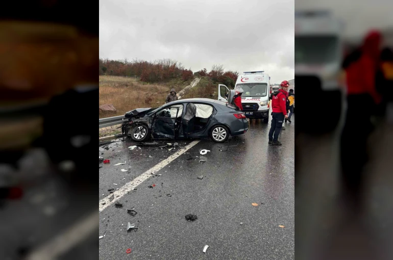 İzmir-İstanbul Otoyolu’nda zincirleme kaza: 1 ölü, 10 yaralı