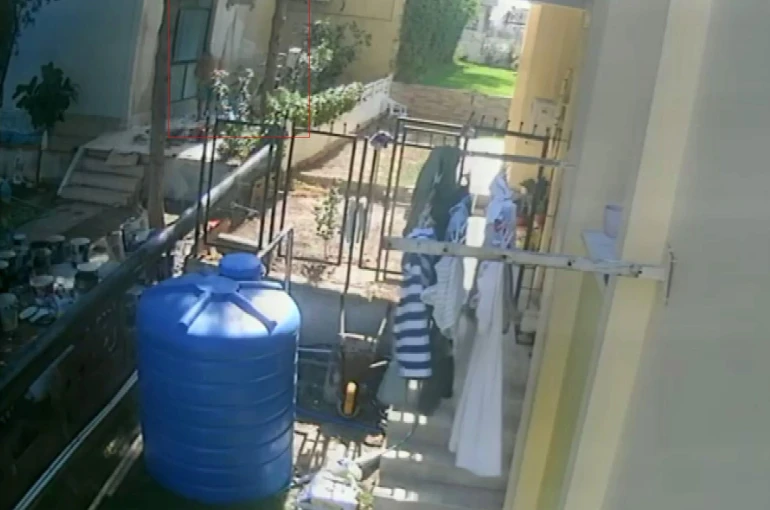 İzmir’de 3 kardeşin yaralandığı iskele kazası kameraya yansıdı