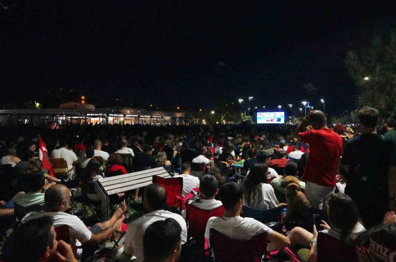 İzmir’de Dünya Kupası heyecanı dev ekranlarda yaşanacak