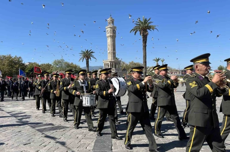 İzmir’de kahraman gazilerin gurur günü