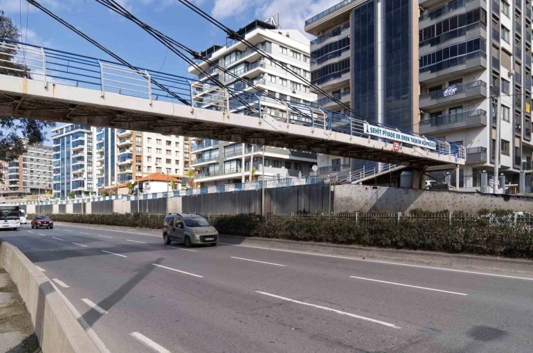 İzmir’de şehitlerin isimleri üstgeçitlerde yaşayacak