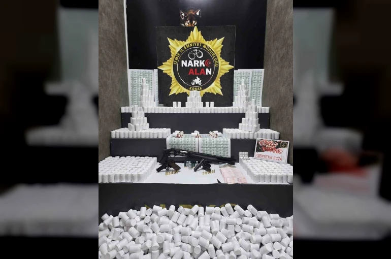İzmir’de uyuşturucu operasyonu: 3 gözaltı