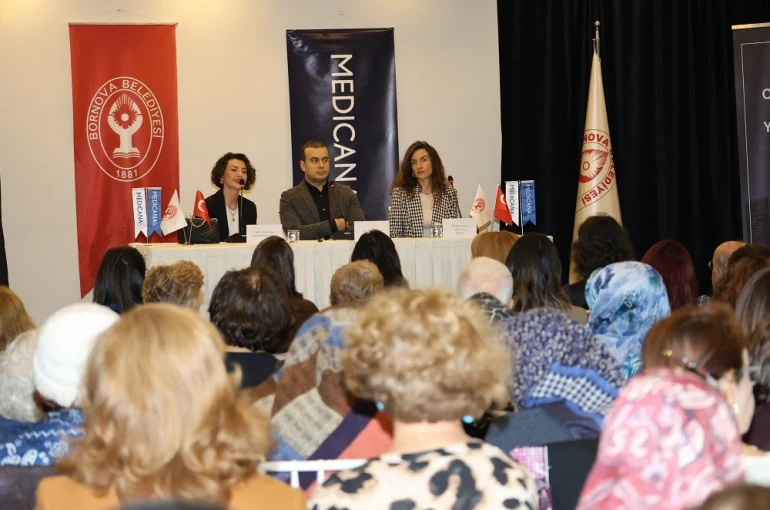 İzmir’de, uzmanlardan rahim ağzı kanseri ve HPV aşısının önemi semineri