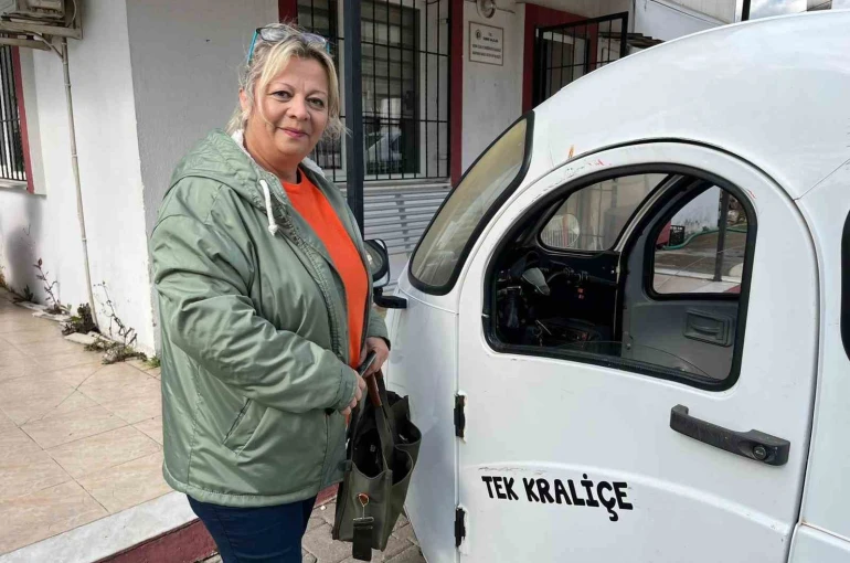 İzmir’in sıra dışı muhtarı: Babasının vasiyetini dinledi, köyün ’Tek Kraliçe’si oldu