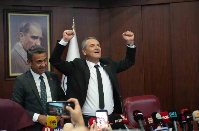 İzmit Belediyesi Başkan Vekili Lütfü Obuz oldu