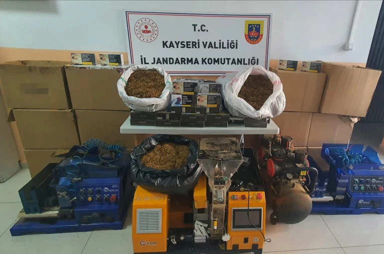 Jandarmadan kaçakçılık operasyonu: 2 gözaltı