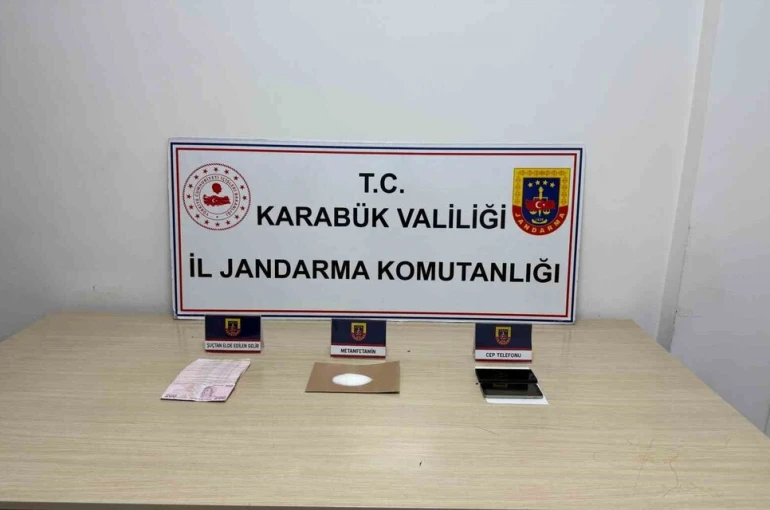 Jandarmadan uyuşturucuya geçit yok