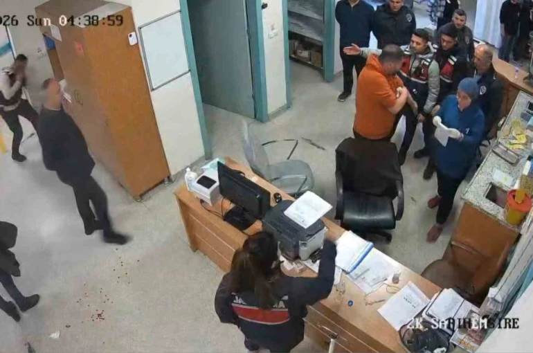 Jandarmanın alkol kontrolünü kabul etmeyen CHP’li başkan yardımcısı, hastanede de gerginlik çıkarmış