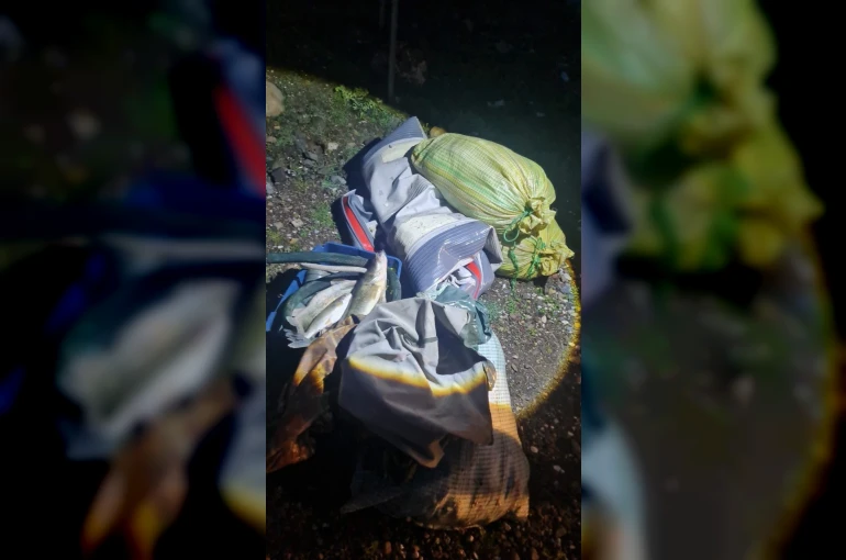 Kaçak balık avı yapan şahıslar fotokapana yakalandı