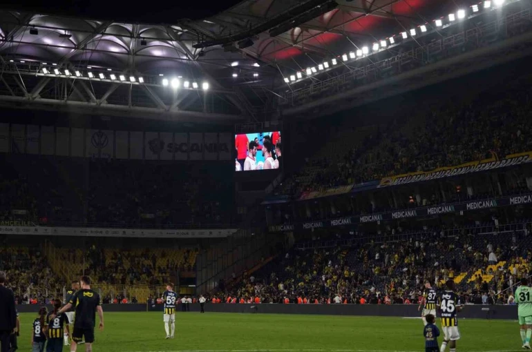 Kadıköy’de maç bitti, millilerin final heyecanı başladı