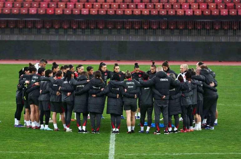 Kadın A Milli Takımı, İsviçre karşısında