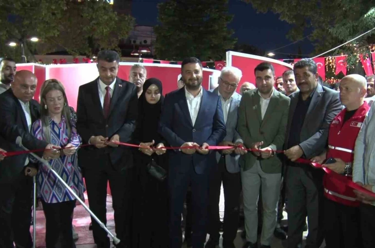 Kağıthane Meydanı’nda "15 Temmuz Demokrasi ve Millî Birlik Günü" nöbeti